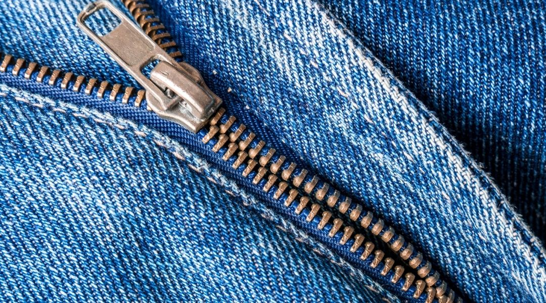 How to Unstick a Zipper That’s Jammed
