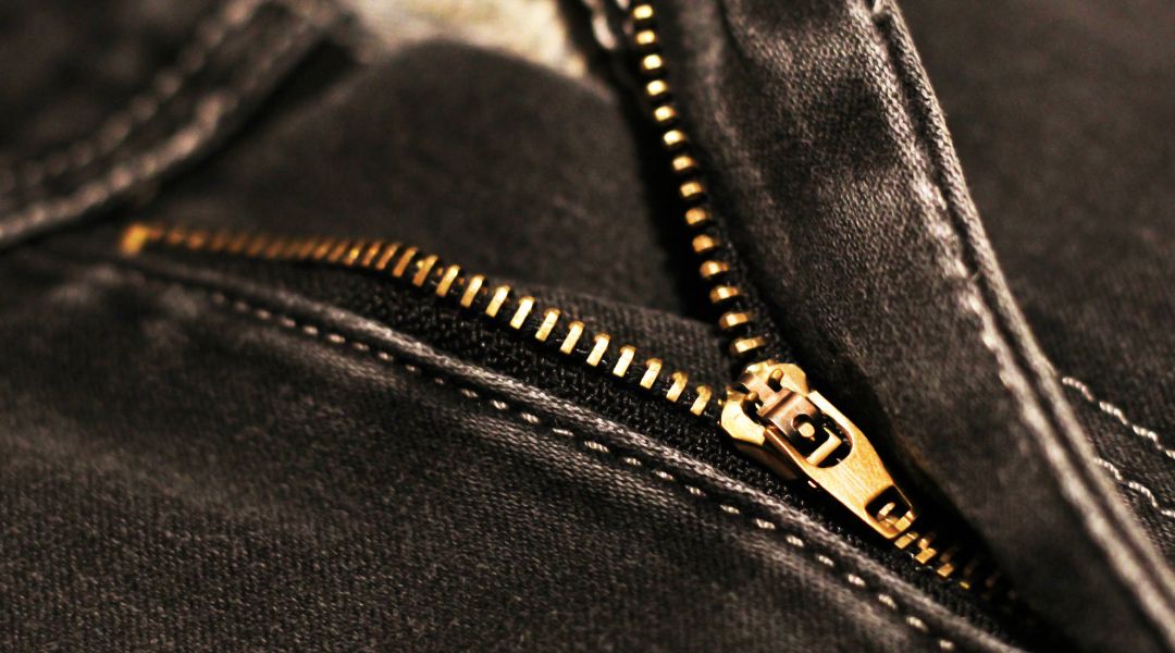 Tips for Selecting the Right Zippers for Your Garments